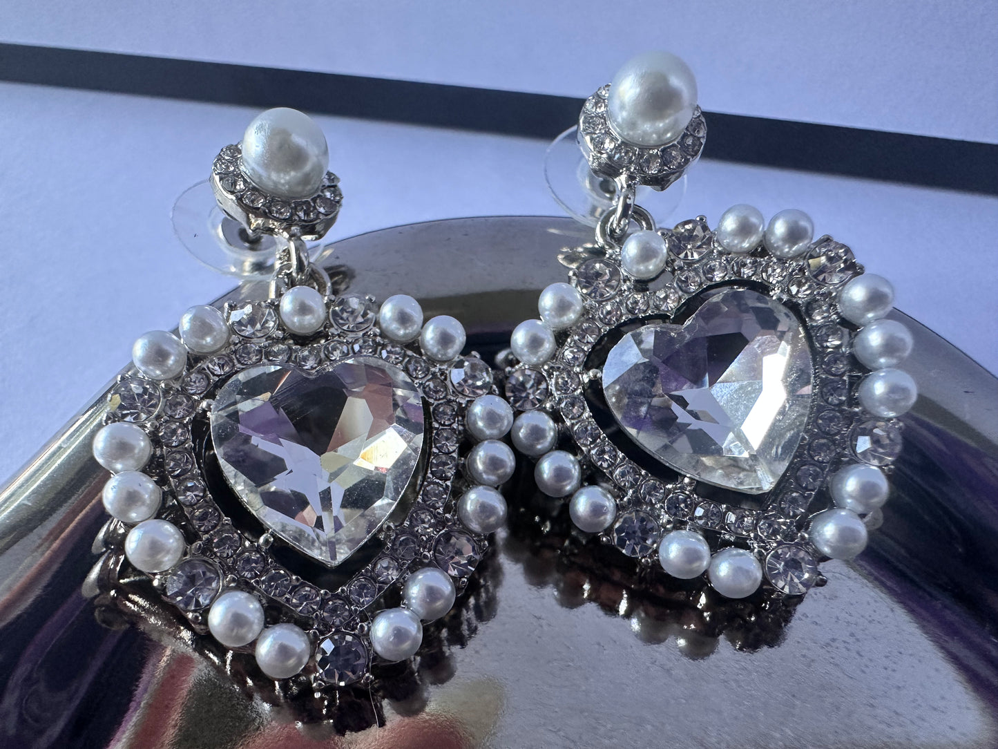 Pearl Diamante Heart Drop Earings
