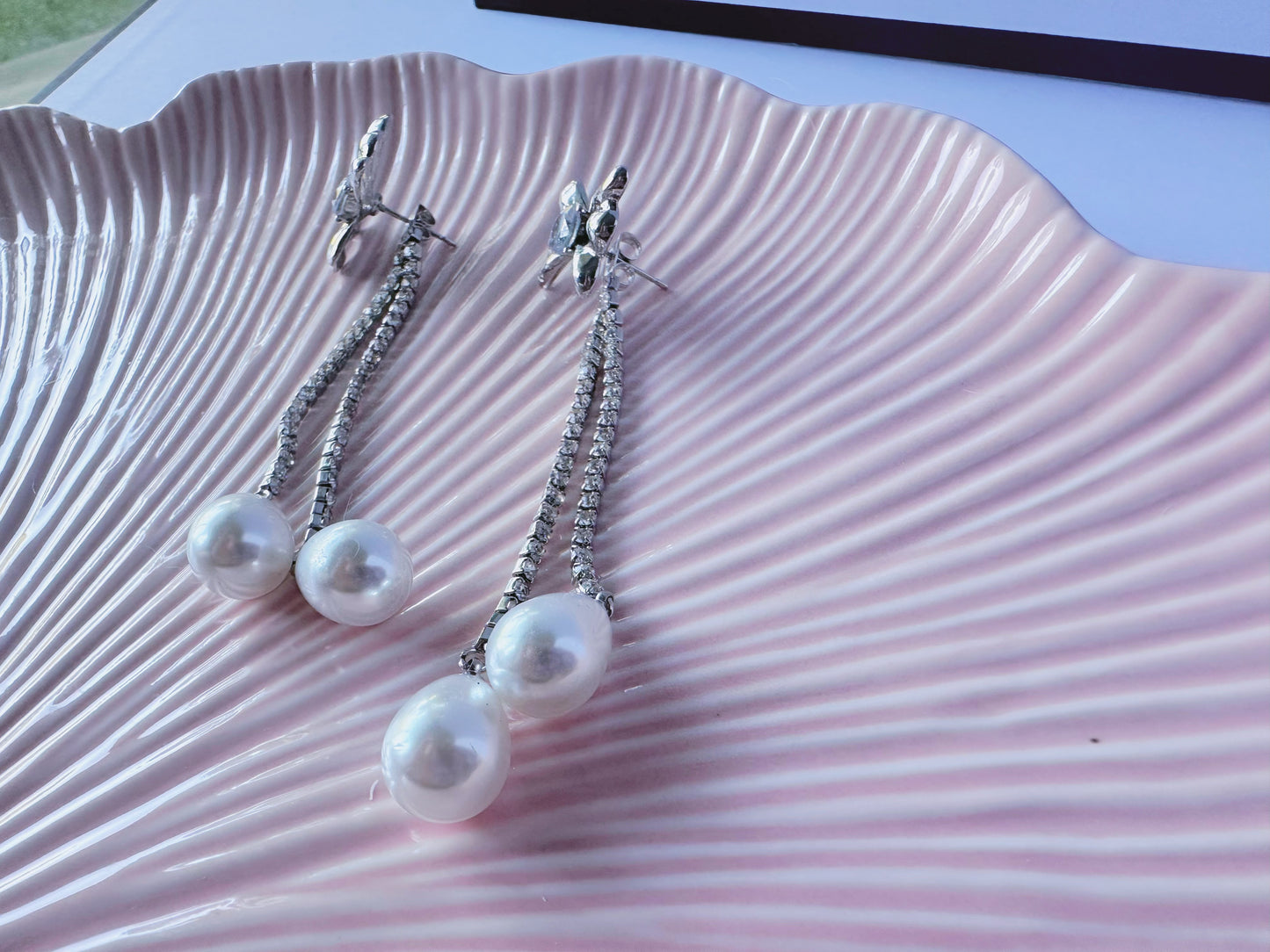 Pearl Diamante Small Bow Dangle Earings